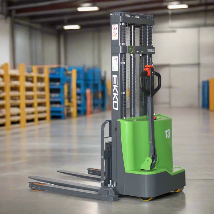Green and gray forklift with 'Ekko' branding on a white background